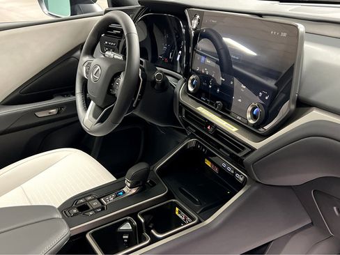 New 2026 Lexus TX 350 AWD image 33