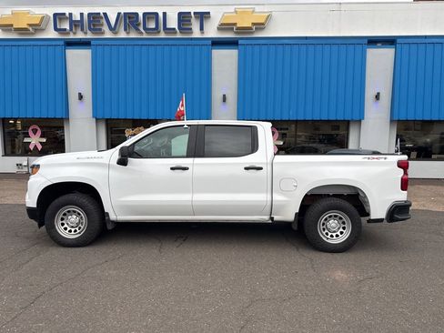 Used 2024 Chevrolet Silverado 1500 W/T w/ WT Value Package image 15