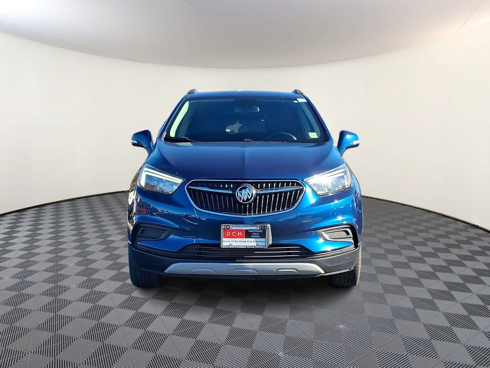 Used 2019 Buick Encore Preferred AWD/4WD image 3