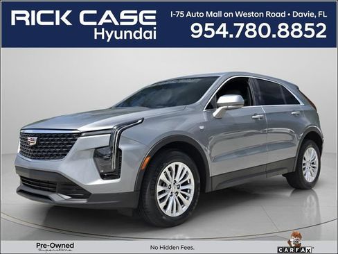 Used 2024 Cadillac XT4 Luxury FWD image 1