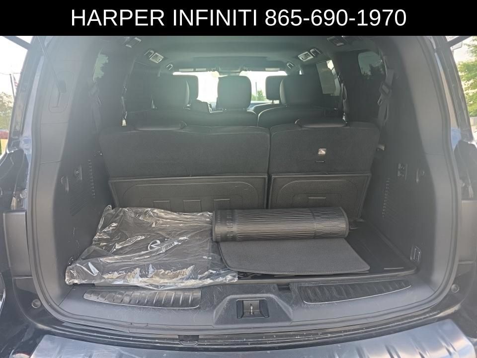Used 2023 INFINITI QX80 Sensory w/ All-Season Package AWD/4WD image 11