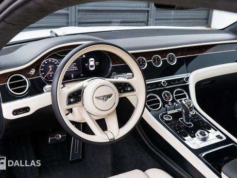 Used 2022 Bentley Continental GT image 23
