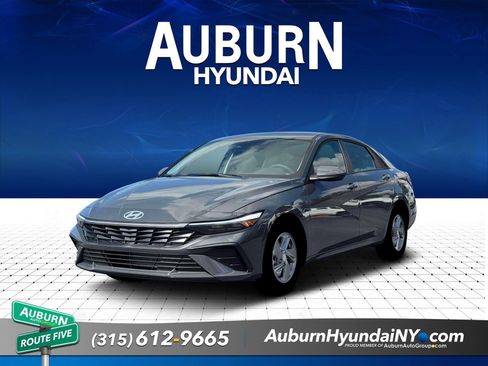 New 2026 Hyundai Elantra SE FWD image 1