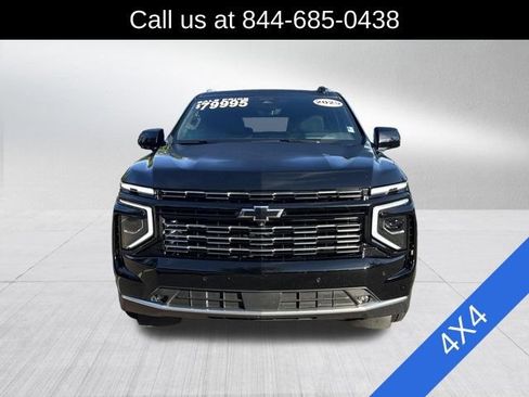 Used 2025 Chevrolet Tahoe High Country AWD/4WD image 2