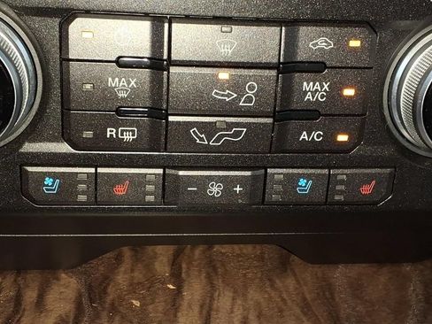 Used 2019 Ford F150 Limited w/ Trailer Tow Package AWD/4WD image 19