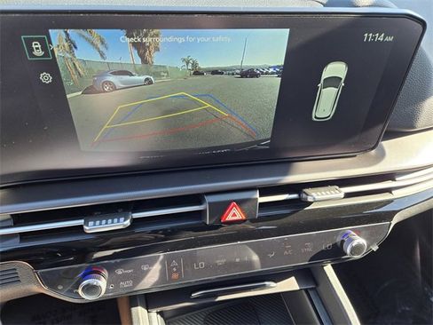 New 2026 Kia Sportage EX image 10