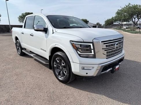 Certified 2021 Nissan Titan Platinum Reserve w/ Off Road Protection Package AWD/4WD image 4