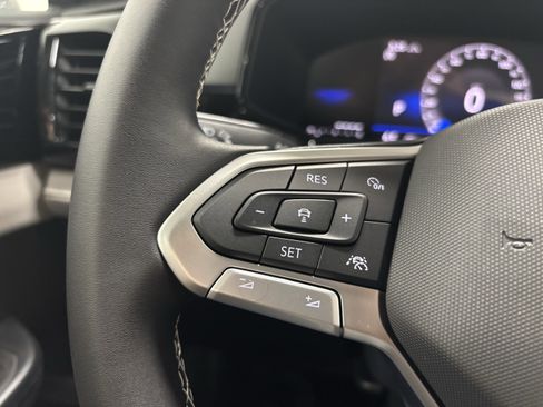 New 2025 Volkswagen Taos S image 25