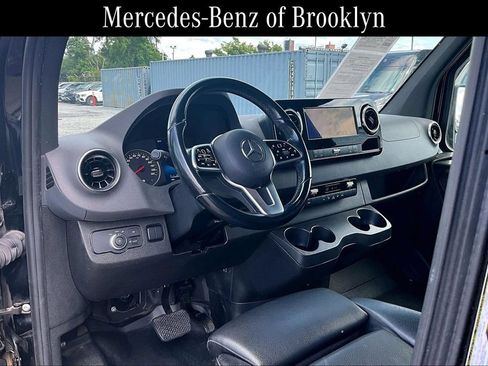 Used 2023 Mercedes-Benz Sprinter 2500 image 17