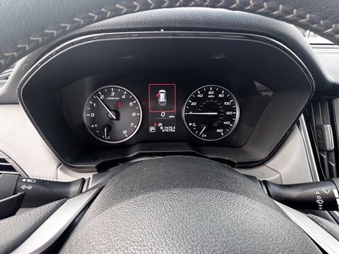 Used 2024 Subaru Outback Premium image 14