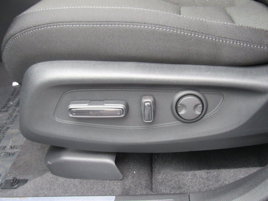 Used 2024 Honda CR-V EX image 17