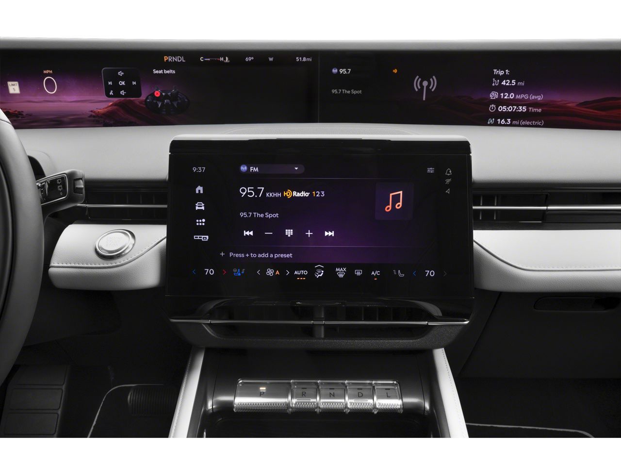 New 2026 Lincoln Nautilus Premier AWD/4WD image 7