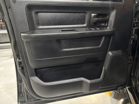 Used 2016 RAM 2500 Tradesman w/ Chrome Appearance Group AWD/4WD image 10