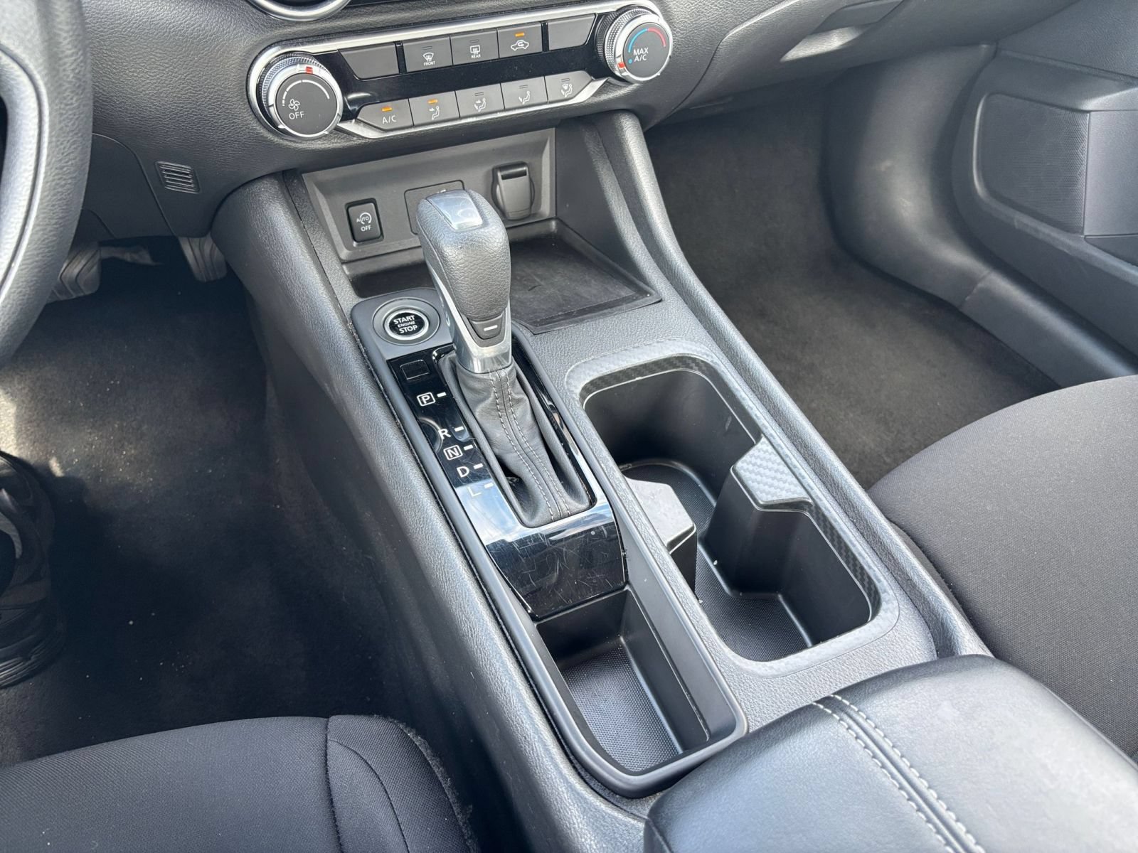 Used 2025 Nissan Sentra S FWD image 39
