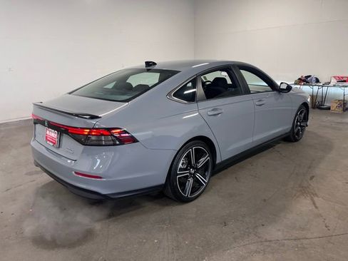 Used 2024 Honda Accord Sport image 5
