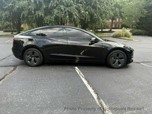 Used 2023 Tesla Model 3 Standard Range RWD image 7