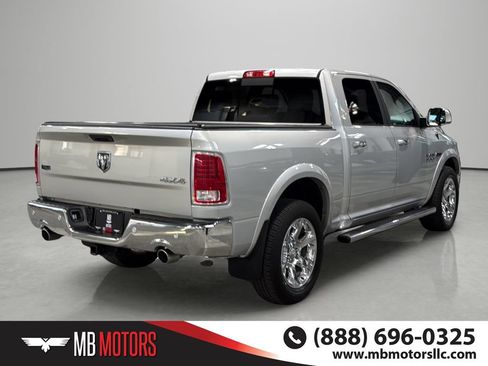 Used 2017 RAM 1500 Laramie AWD/4WD image 4