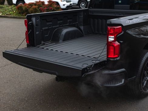 New 2026 Chevrolet Silverado 1500 RST w/ Dark Appearance Package image 12