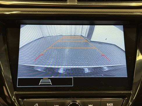 Used 2023 Chevrolet TrailBlazer LT w/ Convenience Package image 16