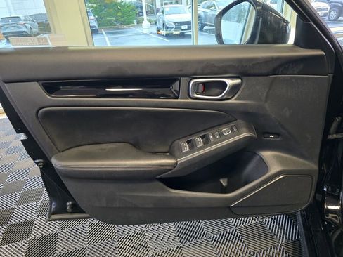 Used 2022 Honda Civic Touring image 21