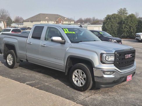 Used 2017 GMC Sierra 1500 SLE image 1