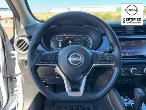 Certified 2025 Nissan Versa SV w/ Trunk Package image 18