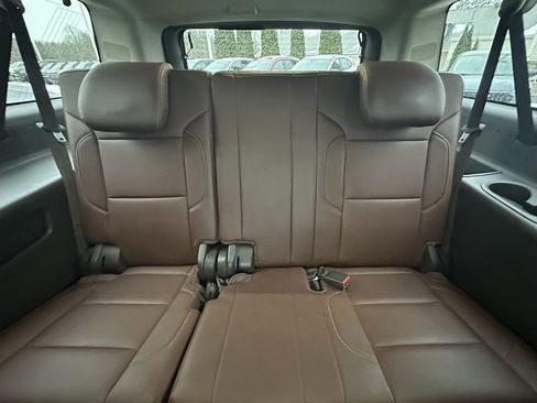 Used 2017 Chevrolet Suburban Premier image 16