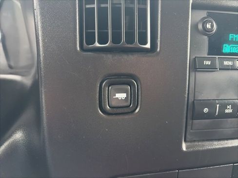 Used 2024 GMC Savana 2500 w/ Driver Convenience Package image 23