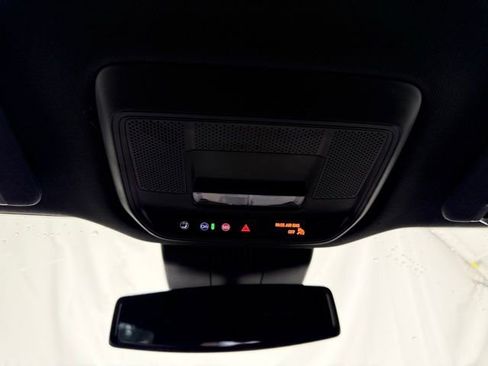 Used 2025 Chevrolet Silverado EV LT image 39