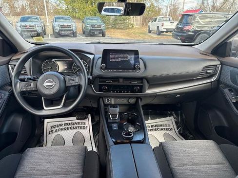 Certified 2023 Nissan Rogue SV AWD/4WD image 19