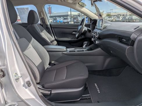 Used 2022 Nissan Sentra SV FWD image 21