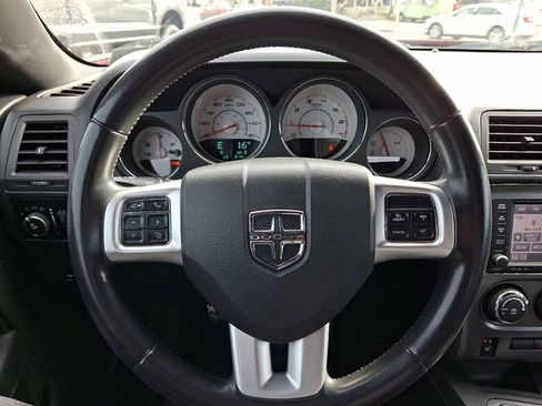 Used 2011 Dodge Challenger R/T image 17