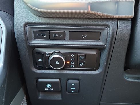 Used 2024 Ford F150 Lariat w/ FX4 Off-Road Package AWD/4WD image 27