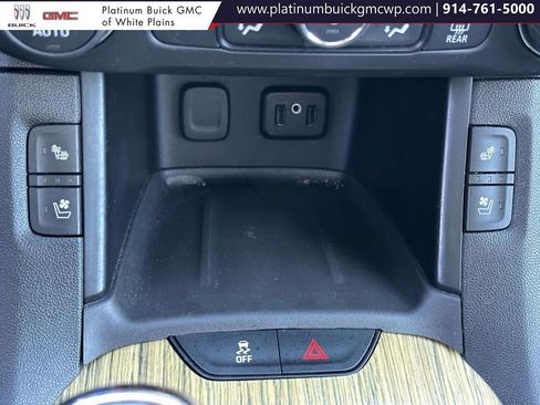 Used 2018 GMC Acadia Denali w/ Technology Package image 30