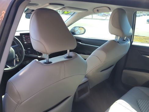 Certified 2023 Toyota Camry SE image 12