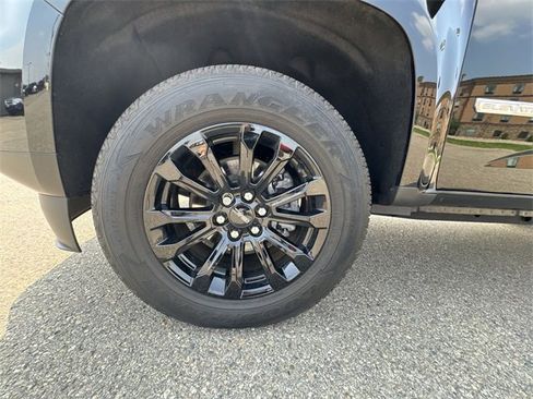 Used 2022 GMC Canyon Elevation w/ Trailering Package image 10