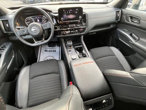 Certified 2024 Nissan Pathfinder Rock Creek image 34