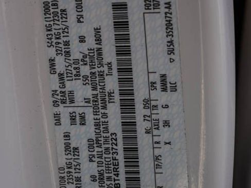 Used 2024 Ford F350 Lariat w/ FX4 Off-Road Package image 32