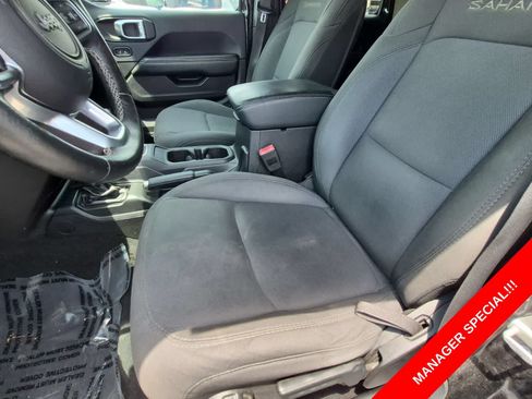Certified 2019 Jeep Wrangler Unlimited Sahara AWD/4WD image 29