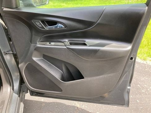 Used 2020 Chevrolet Equinox LT FWD image 30