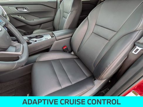 Used 2025 Nissan Rogue SL image 14