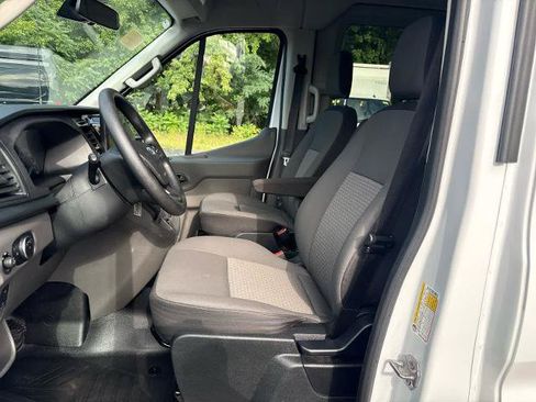 Used 2025 Ford Transit 350 XLT RWD image 17