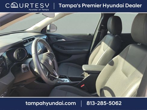 Used 2021 Buick Encore GX Select image 18