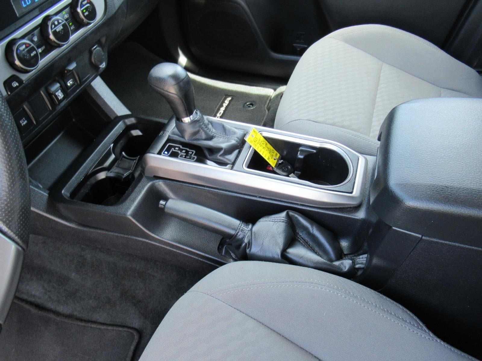 Used 2023 Toyota Tacoma SR5 w/ Technology Package RWD image 19