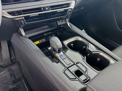 Used 2025 Lexus RX 350 FWD image 5