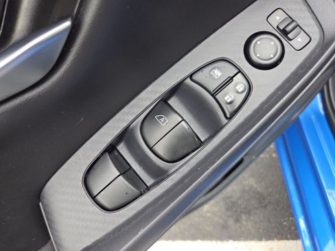 Used 2023 Nissan Sentra SV FWD image 28