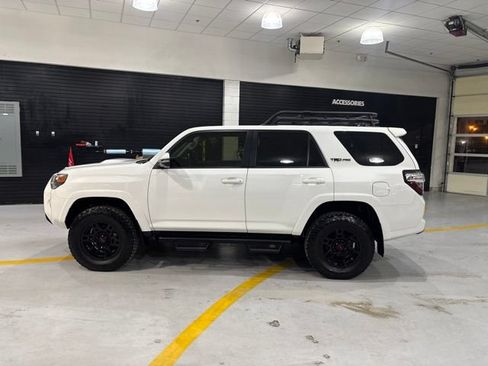 Used 2024 Toyota 4Runner TRD Pro AWD/4WD image 5