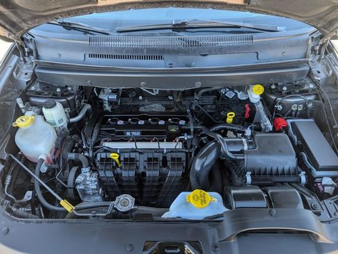 Used 2020 Dodge Journey SE image 21