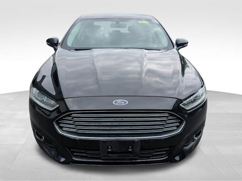 Used 2014 Ford Fusion SE w/ Equipment Group 202A FWD image 8