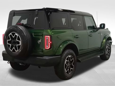 Certified 2025 Ford Bronco Outer Banks AWD/4WD image 3